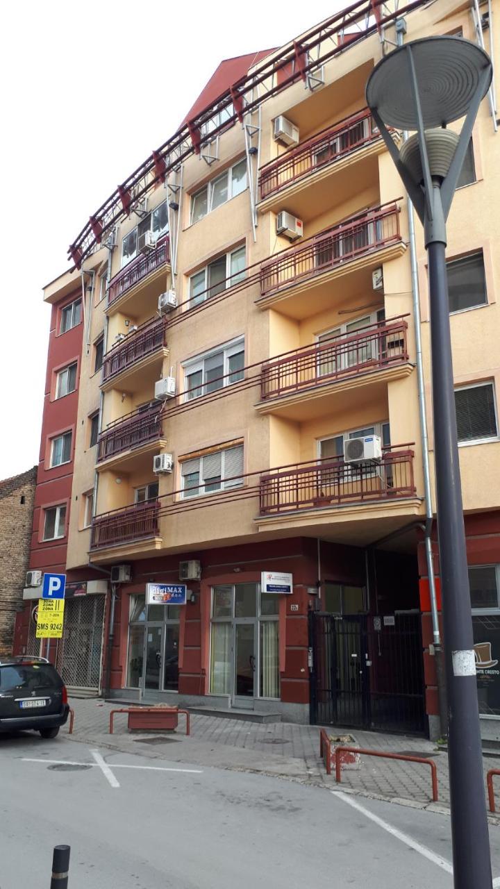 Apartman Donner Centar 수보티차 외부 사진
